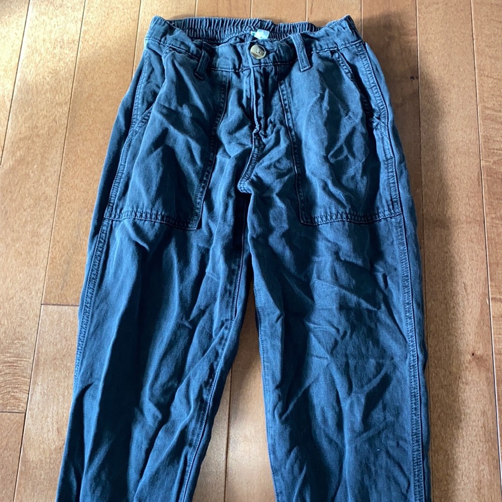 BLACK aeri pants